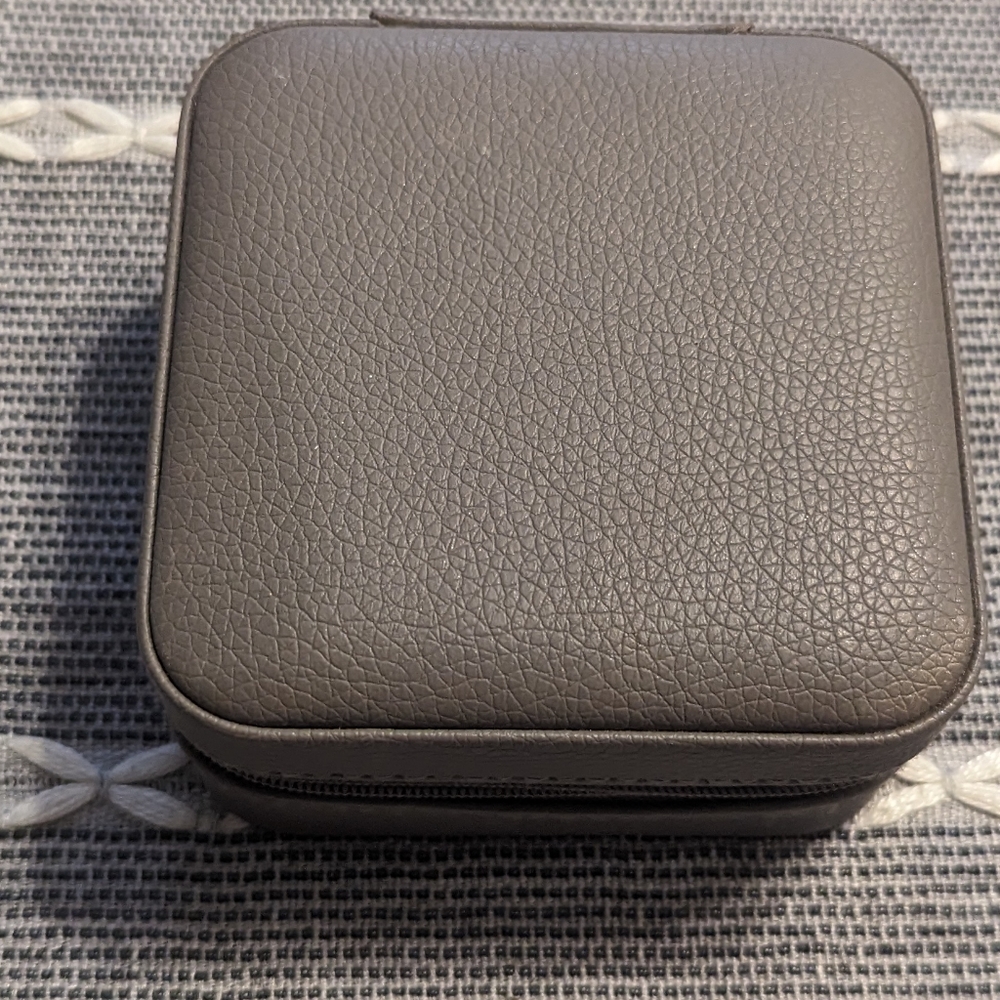 Vlando Small Faux Leather Travel Jewelry Box Organizer Display Storage Case for - Picture 8 of 8